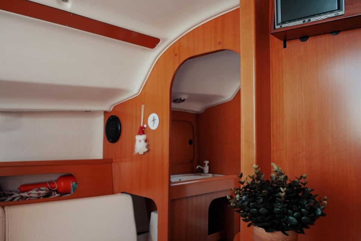 Hotel Surfbird Cozy Sailboat Escape Lizbona Zewnętrze zdjęcie