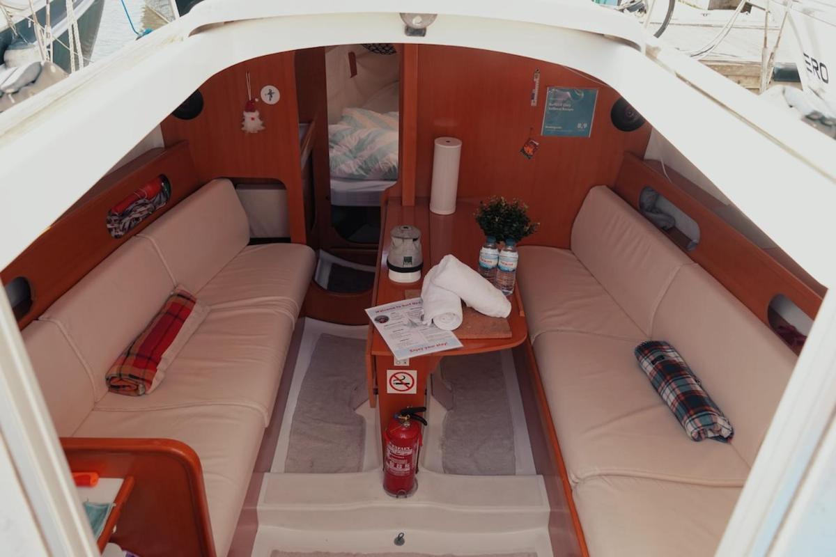 Hotel Surfbird Cozy Sailboat Escape Lizbona Zewnętrze zdjęcie